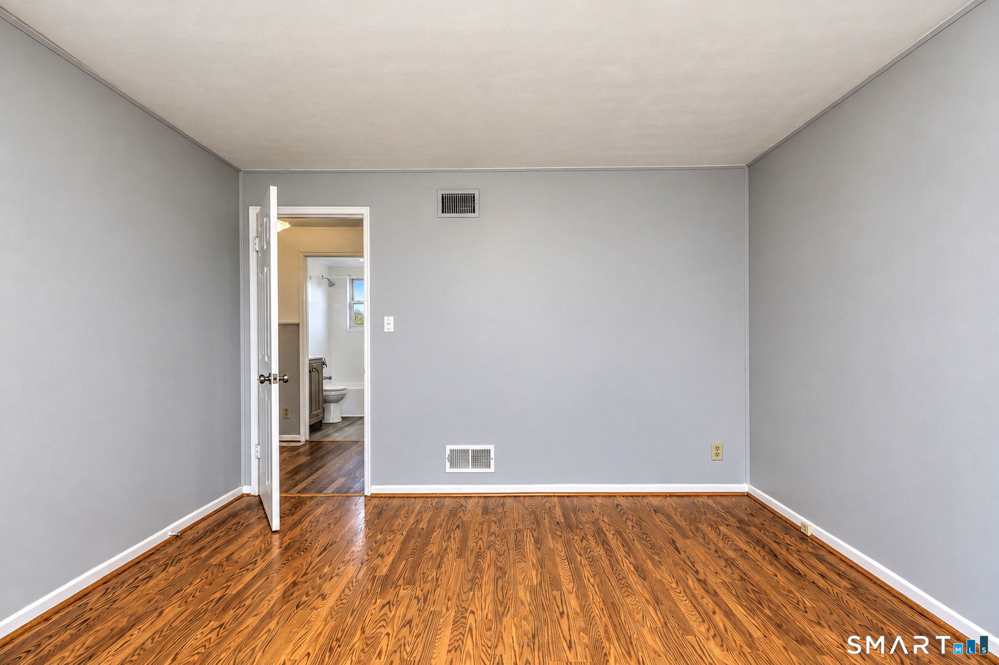 364 Main Street East Haven CT 06512