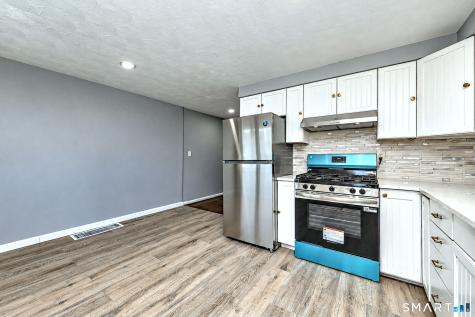 364 Main Street East Haven CT 06512