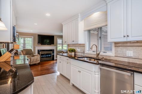 7 Kensington Park Bloomfield CT 06002