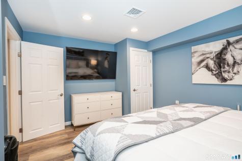 7 Kensington Park Bloomfield CT 06002