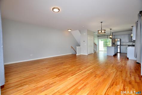 43 Kennison Court South Windsor CT 06074