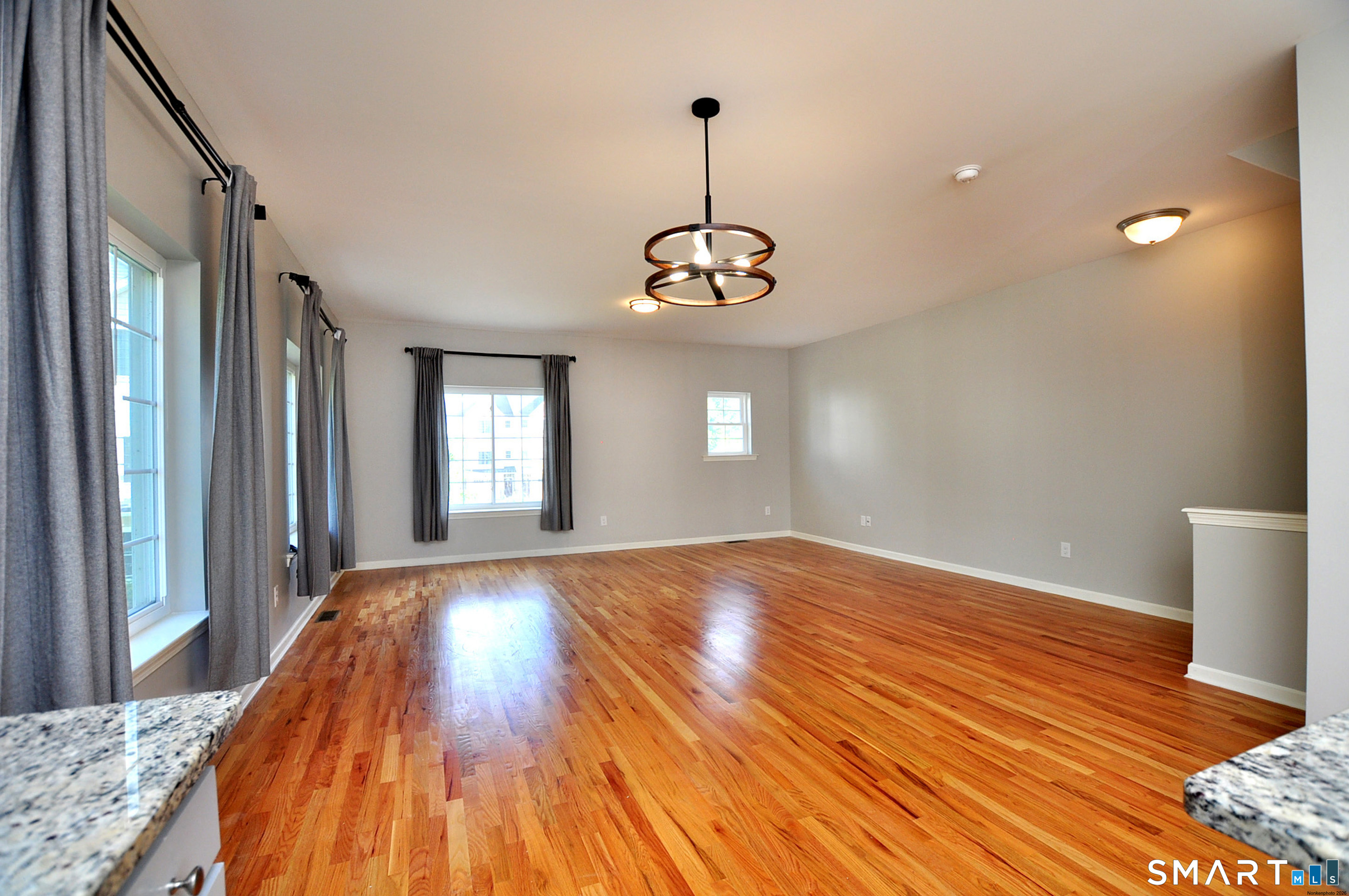 43 Kennison Court South Windsor CT 06074