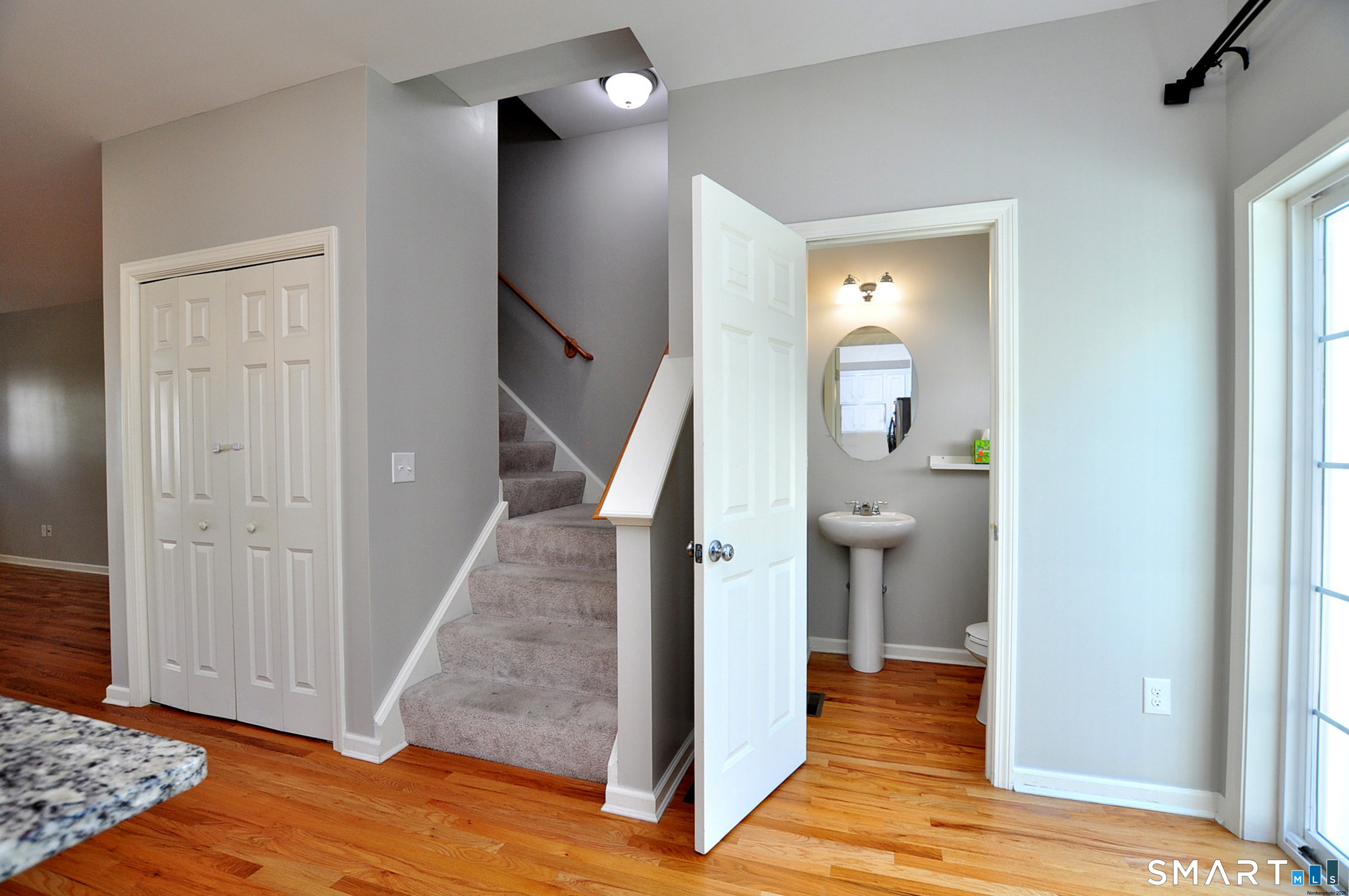43 Kennison Court South Windsor CT 06074