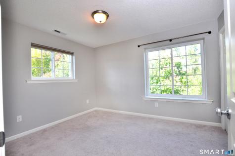 43 Kennison Court South Windsor CT 06074