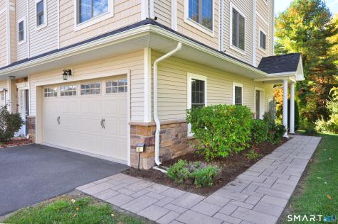 43 Kennison Court South Windsor CT 06074