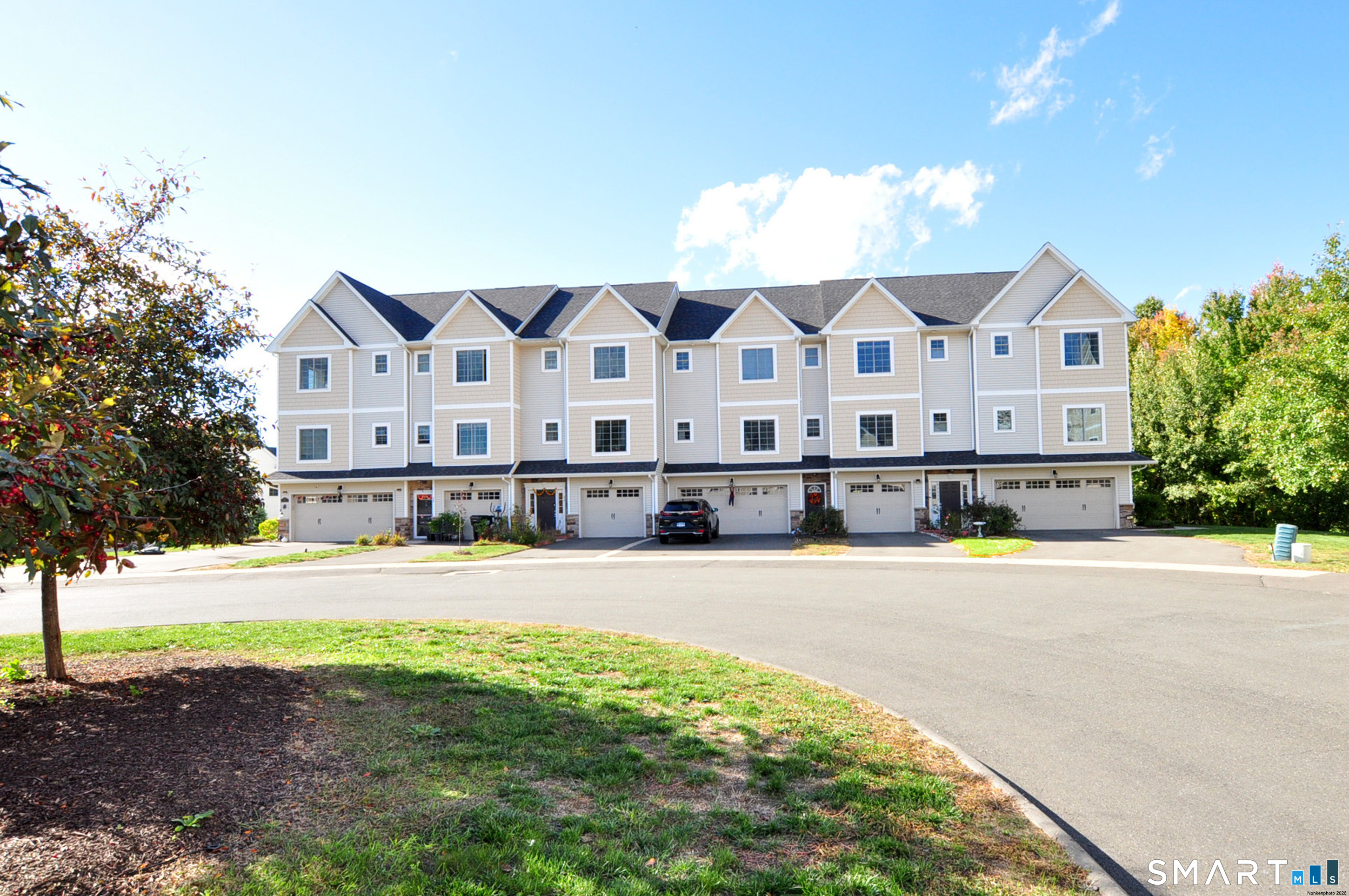 43 Kennison Court South Windsor CT 06074