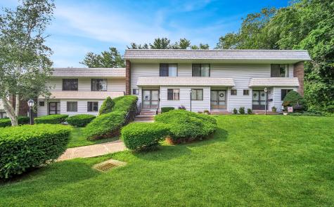 9 Bayberry Court Cromwell CT 06416