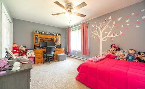 9 Bayberry Court Cromwell CT 06416