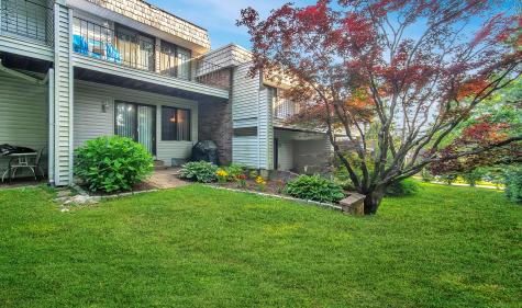 9 Bayberry Court Cromwell CT 06416