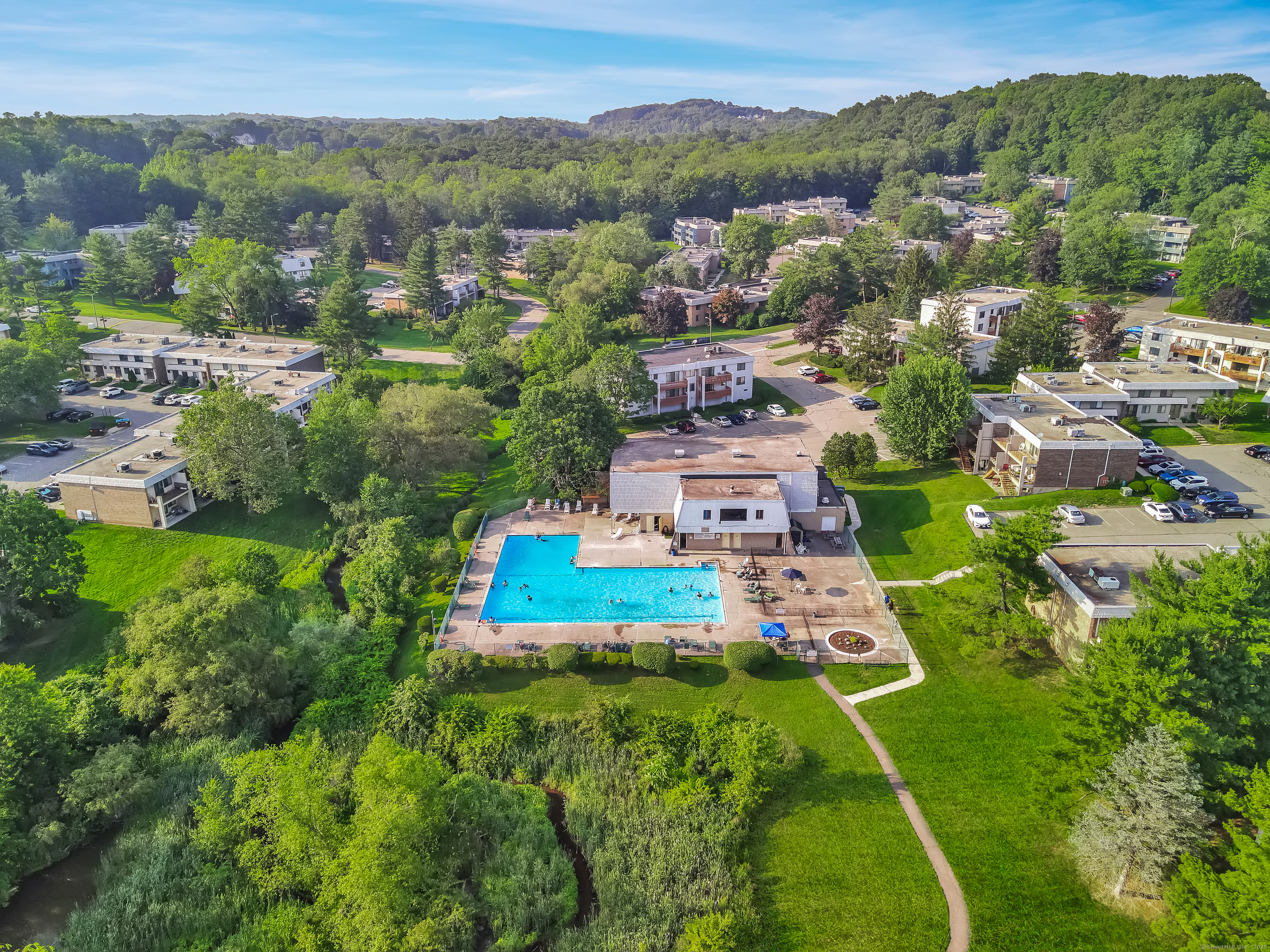 9 Bayberry Court Cromwell CT 06416