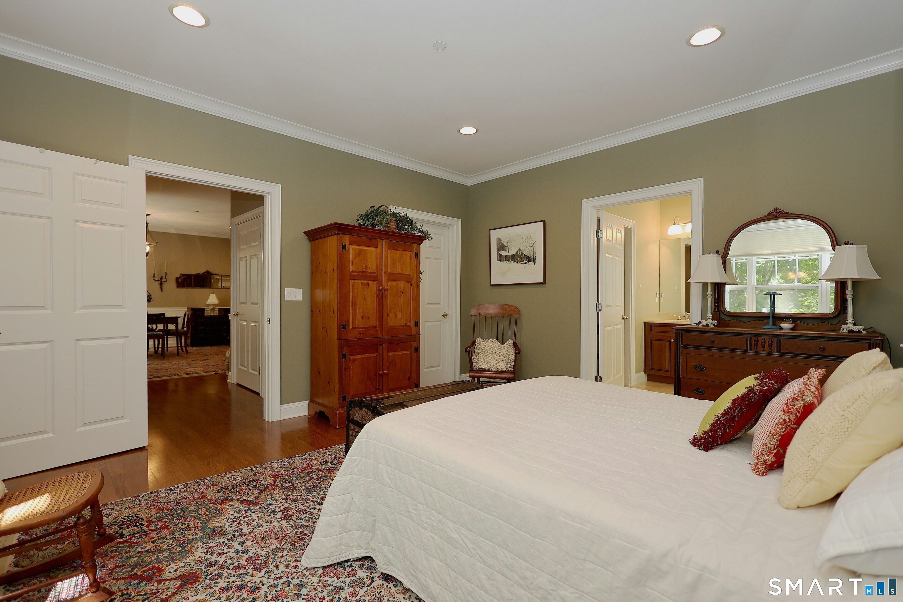 25 Franklin Court Newtown CT 06470