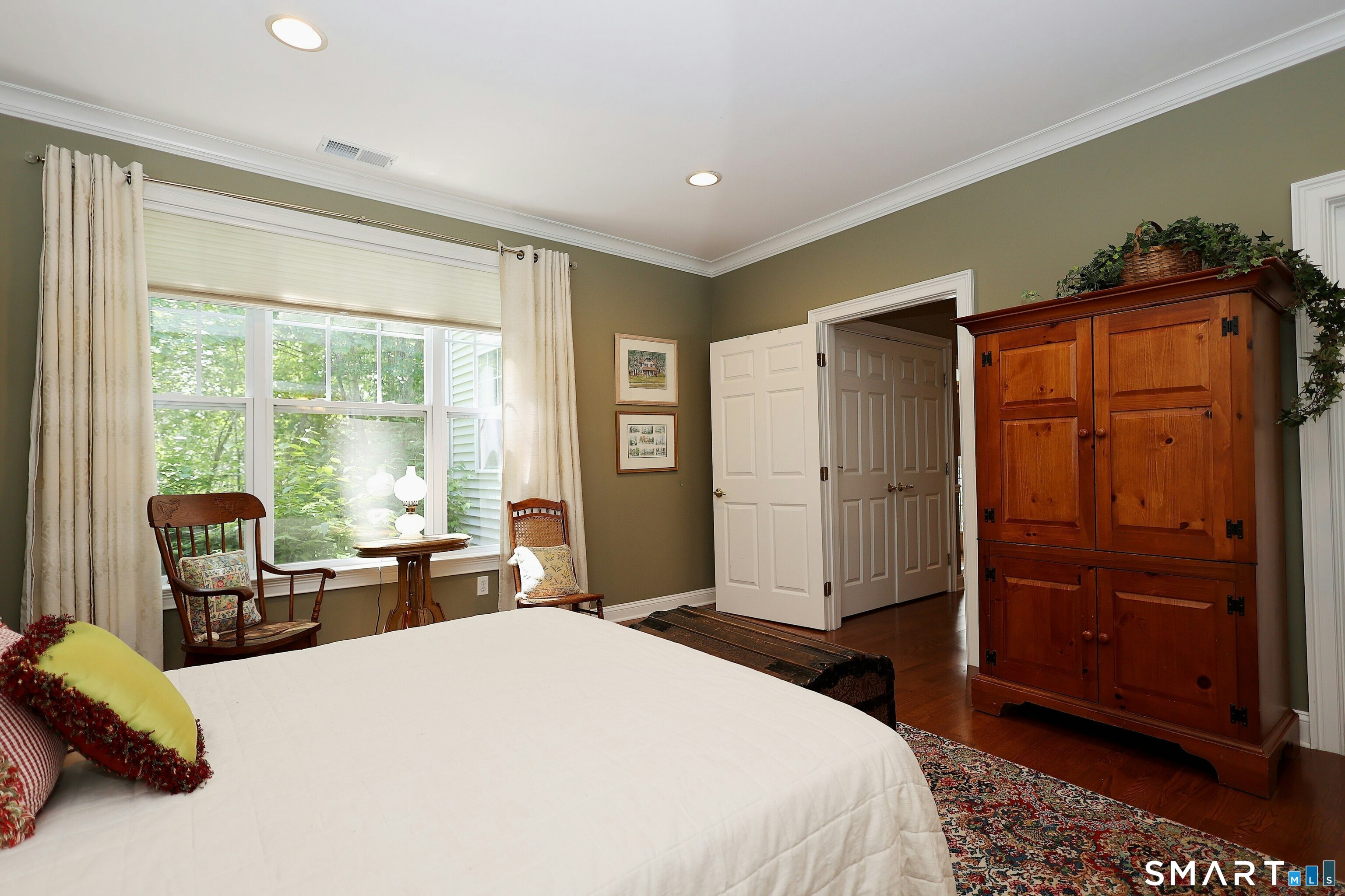 25 Franklin Court Newtown CT 06470