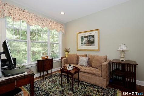25 Franklin Court Newtown CT 06470