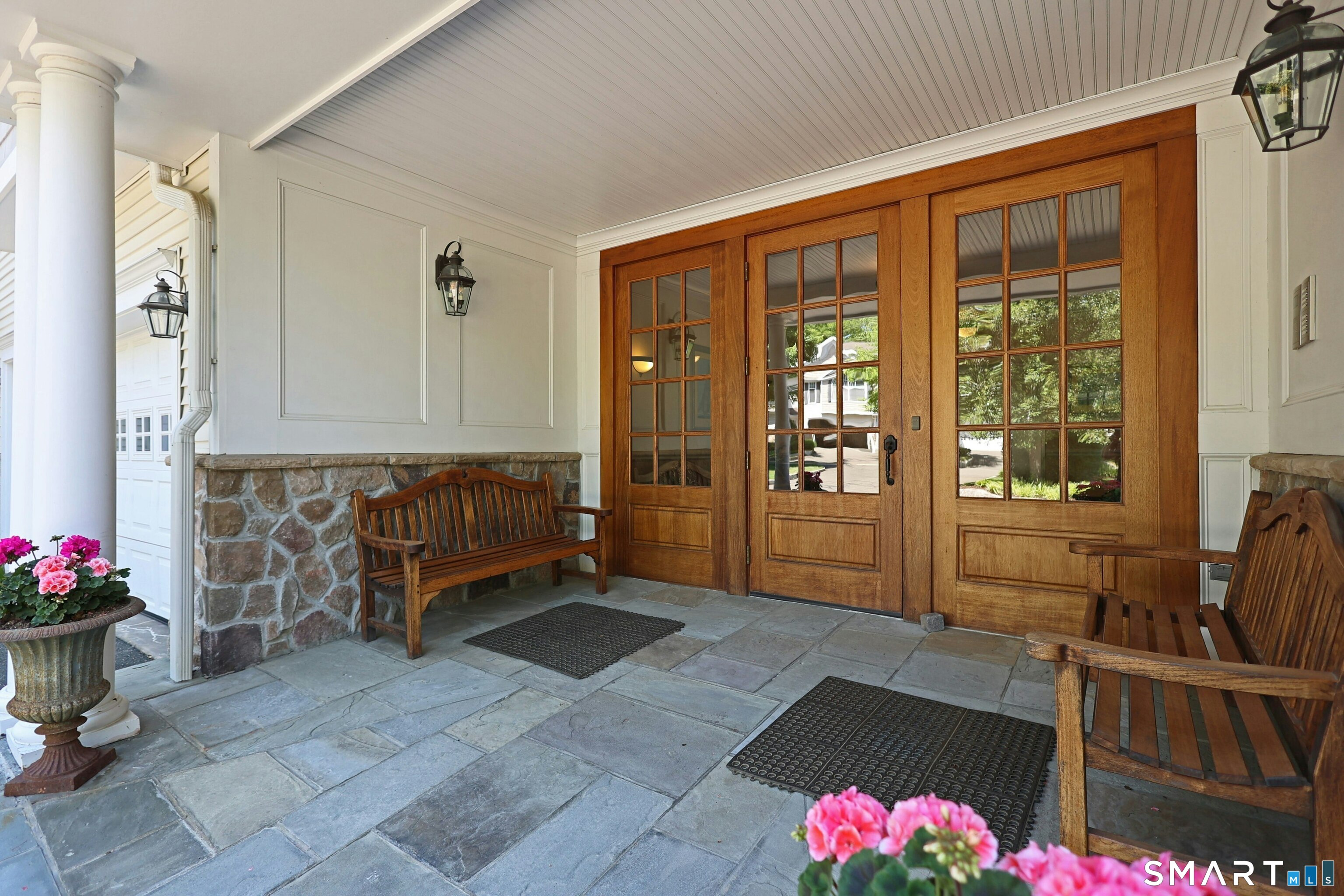25 Franklin Court Newtown CT 06470