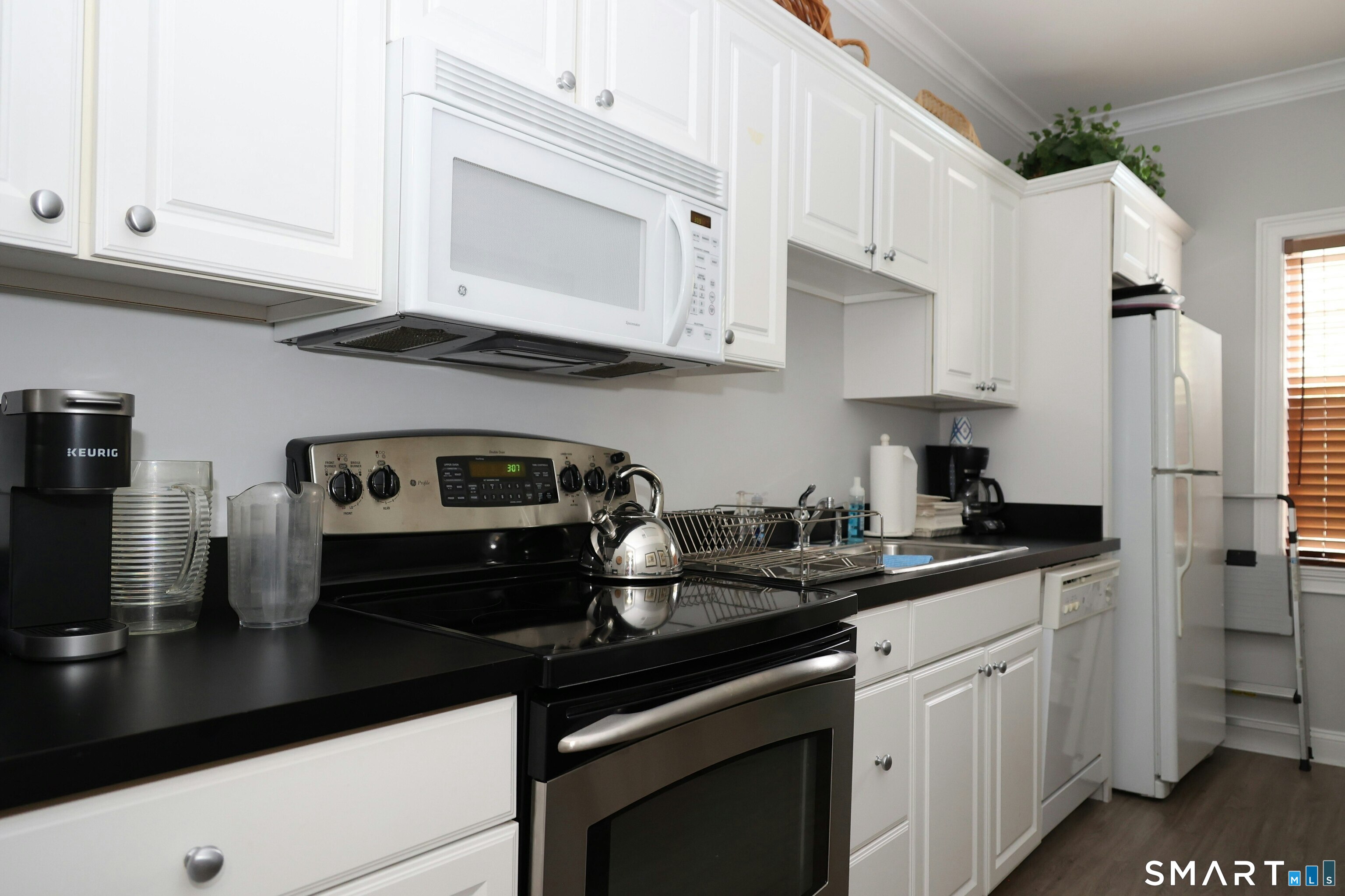 25 Franklin Court Newtown CT 06470