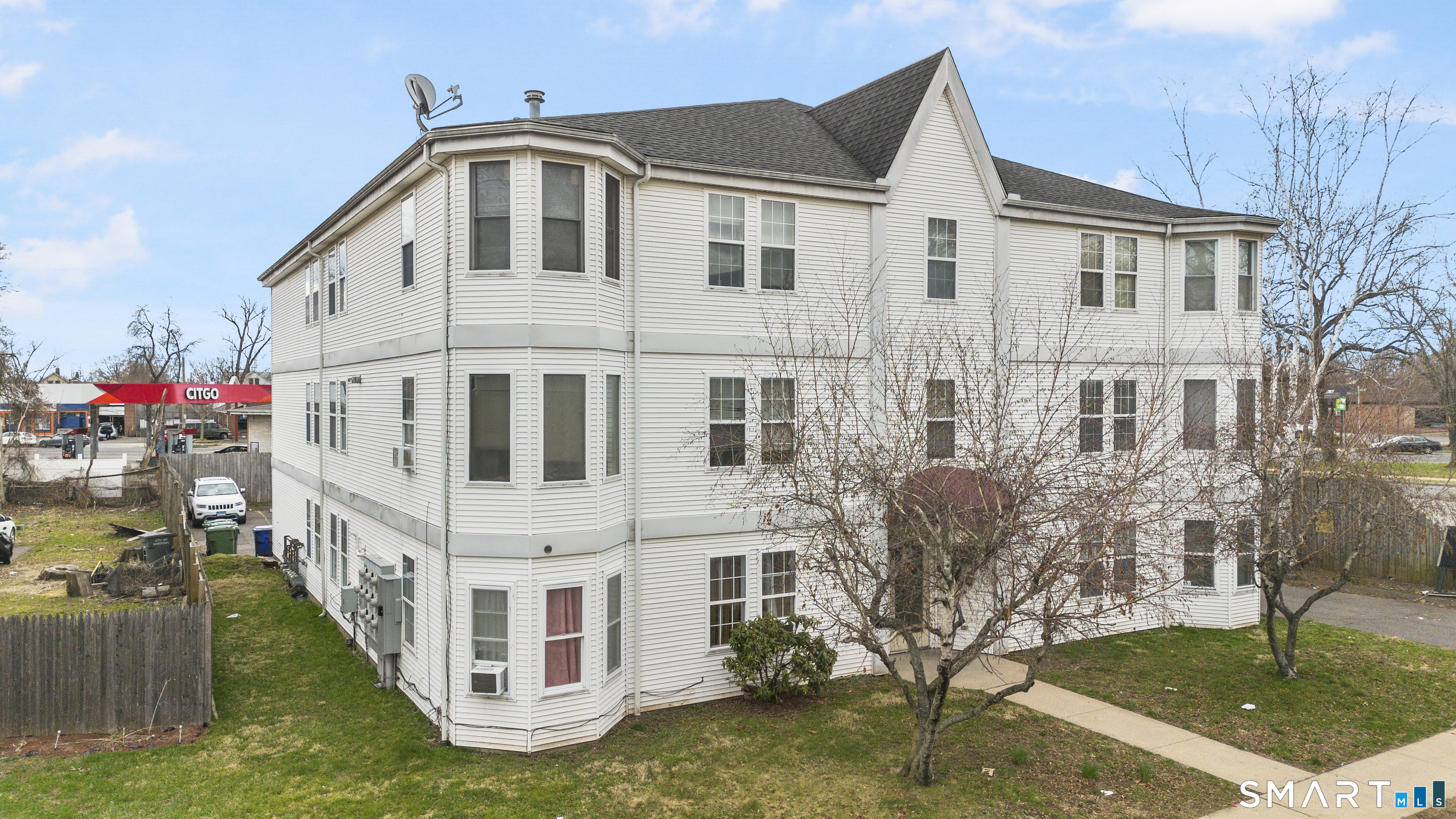 2020 Broad Street Hartford CT 06114
