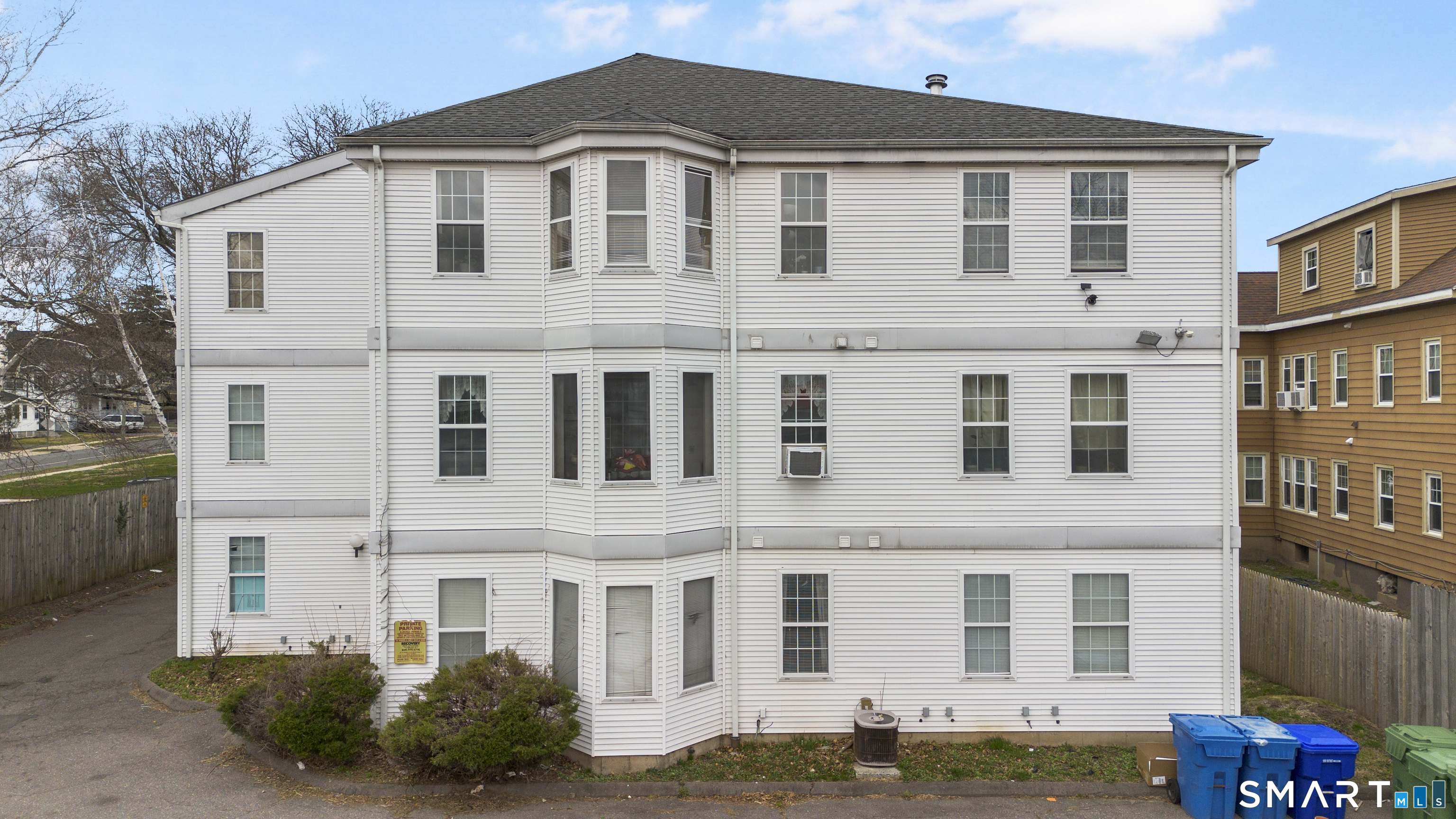 2020 Broad Street Hartford CT 06114