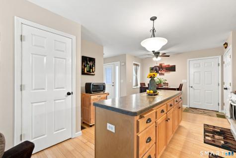18 Folkstone Road East Windsor CT 06016