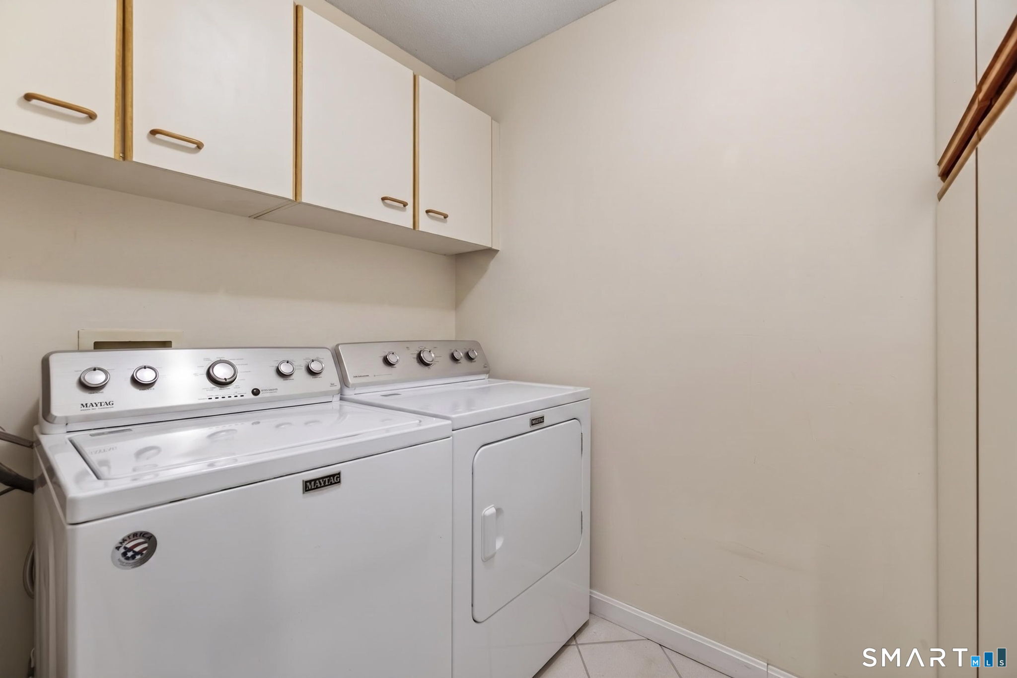 13 Brandon Lane Stonington CT 06355