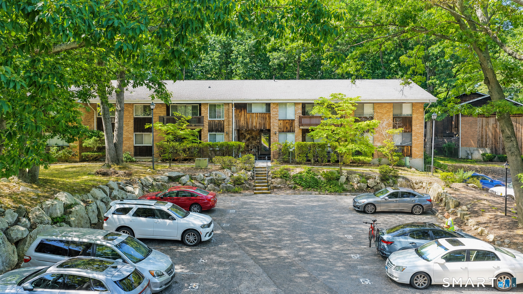 200 Woodmont Avenue Bridgeport CT 06606