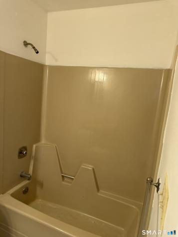 335 Glendale Avenue Bridgeport CT 06606