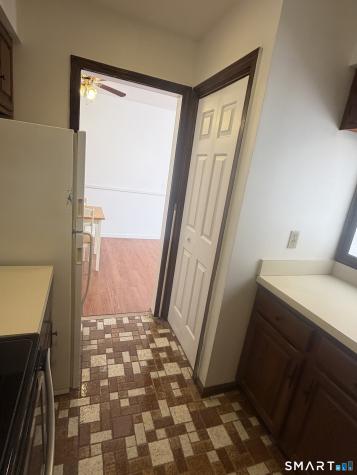 335 Glendale Avenue Bridgeport CT 06606