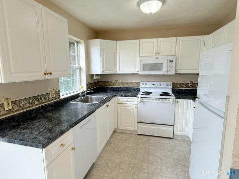 204 Gray Fox Lane Rocky Hill CT 06067