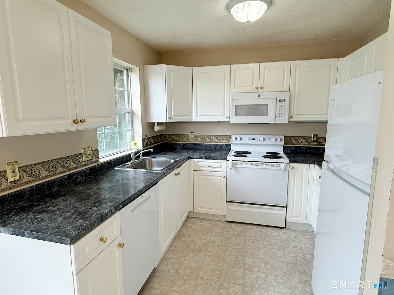 204 Gray Fox Lane Rocky Hill CT 06067