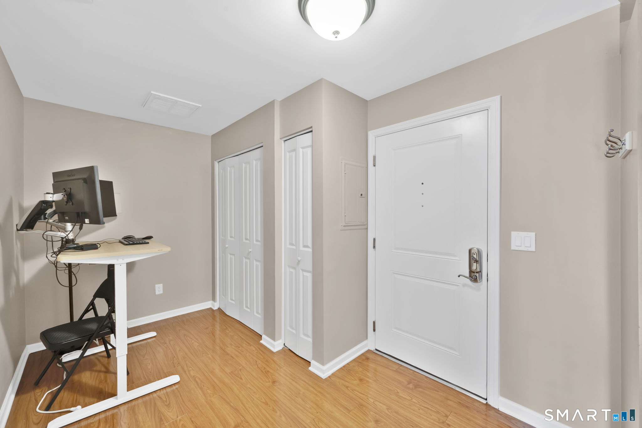 26 Schoolhouse Drive West Hartford CT 06110