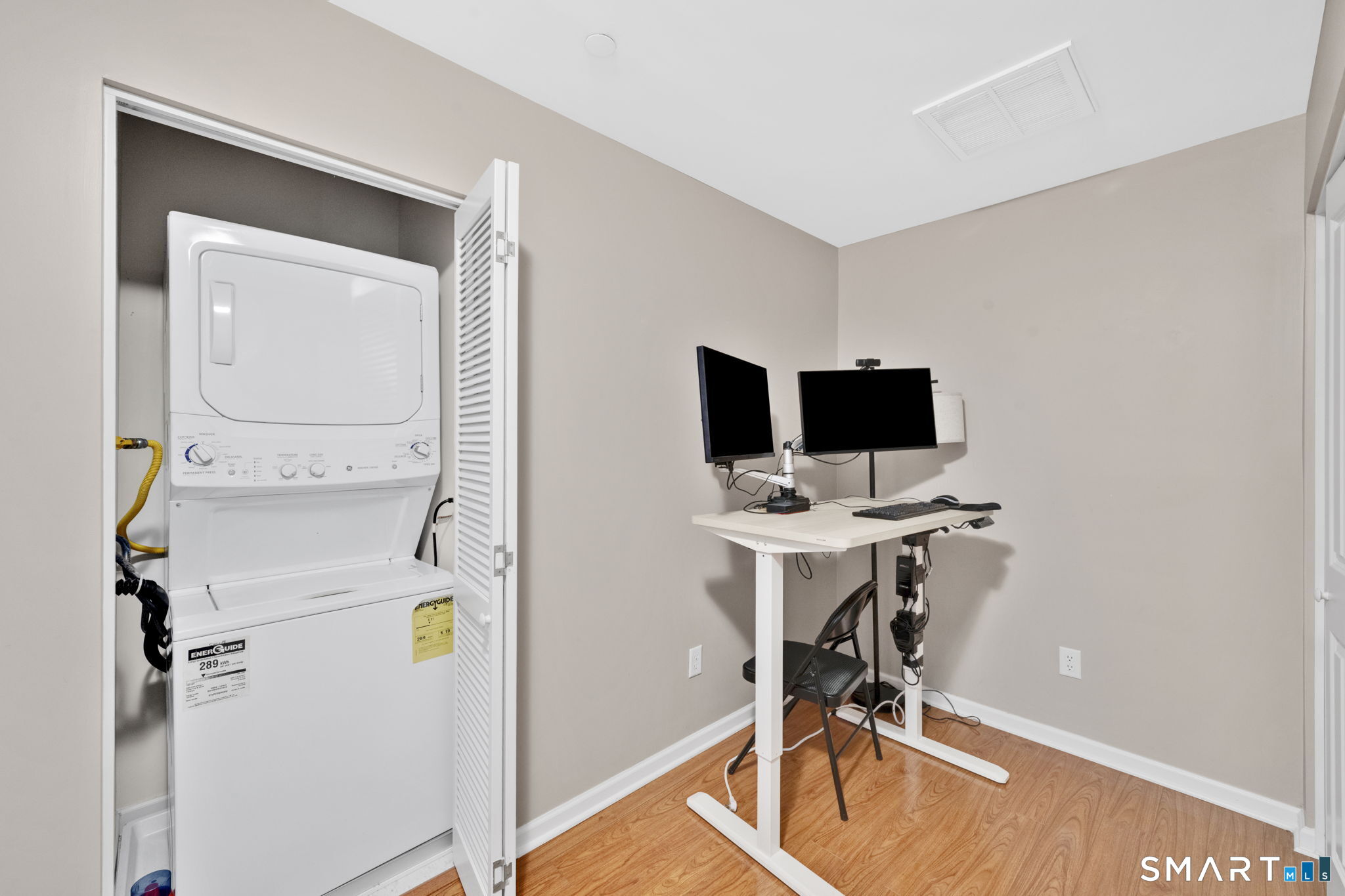 26 Schoolhouse Drive West Hartford CT 06110