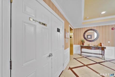 26 Schoolhouse Drive West Hartford CT 06110