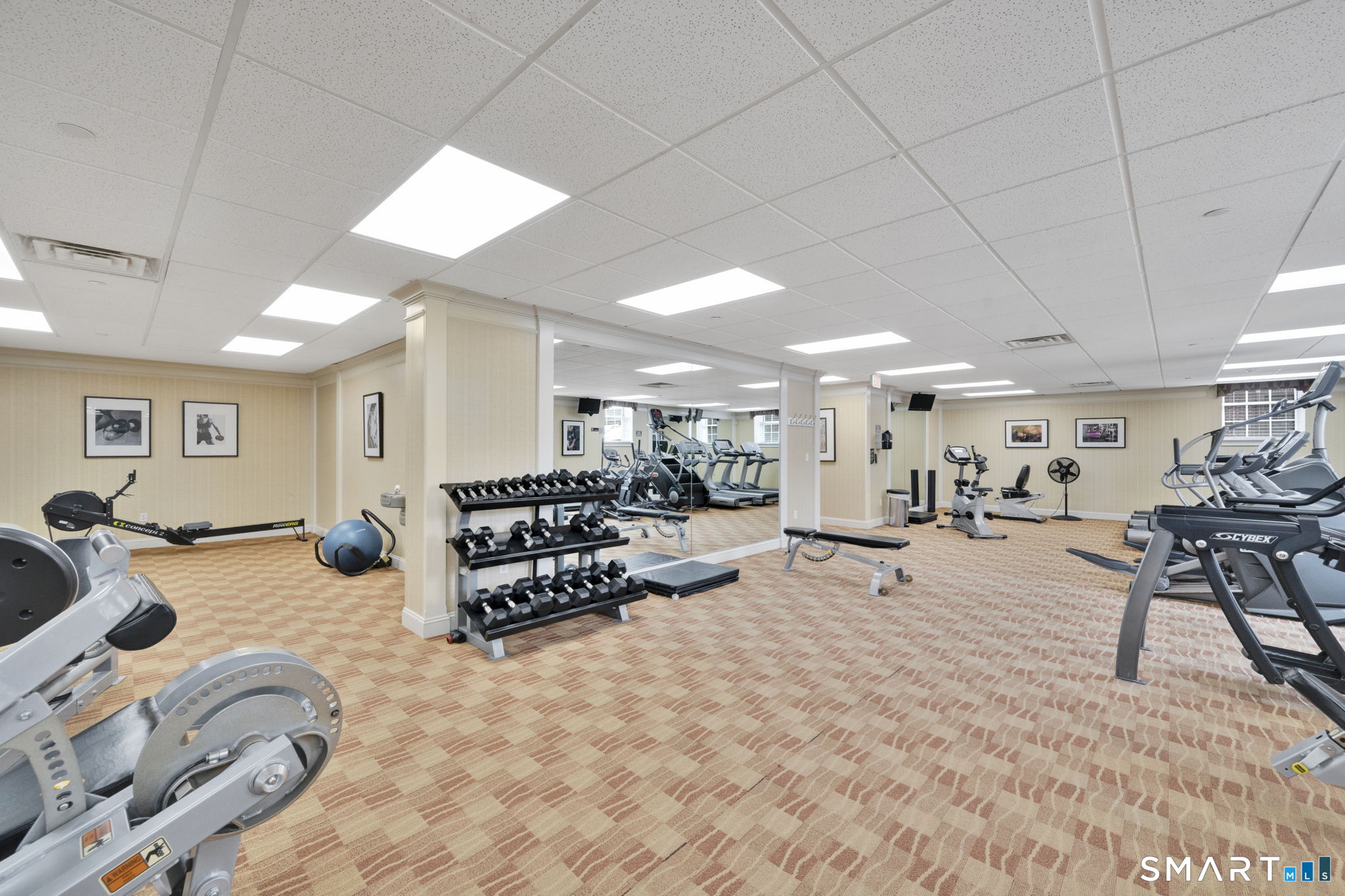 26 Schoolhouse Drive West Hartford CT 06110