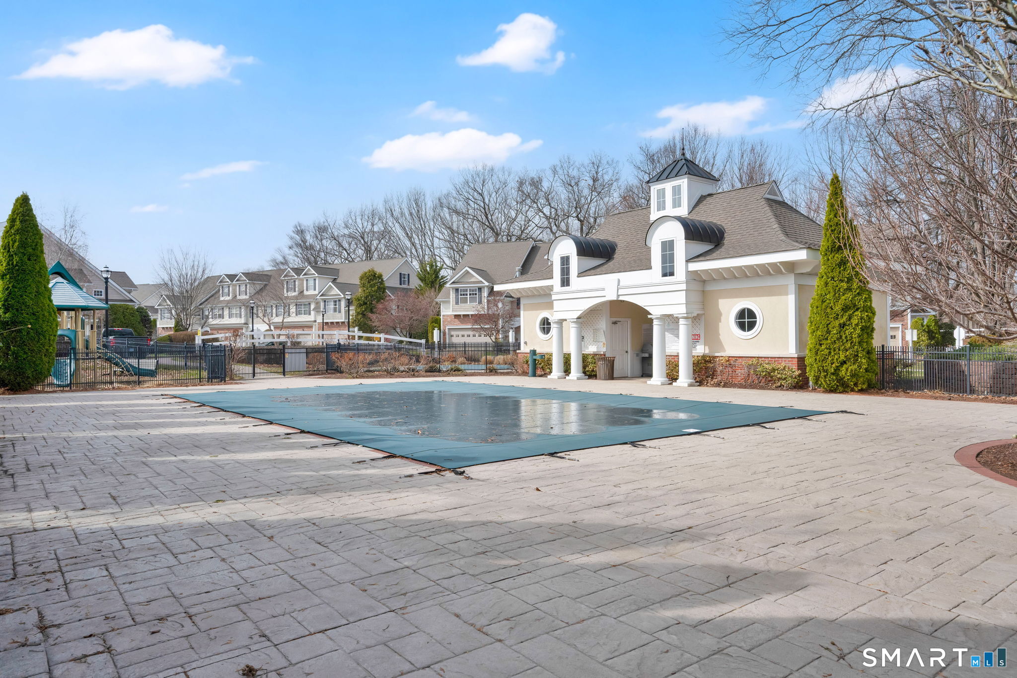 26 Schoolhouse Drive West Hartford CT 06110