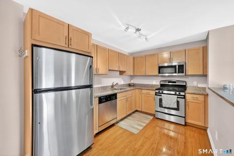 26 Schoolhouse Drive West Hartford CT 06110