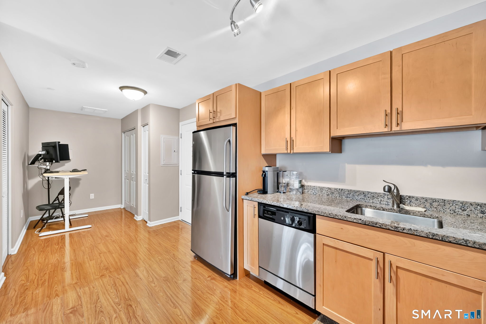 26 Schoolhouse Drive West Hartford CT 06110