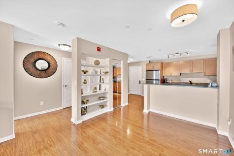 26 Schoolhouse Drive West Hartford CT 06110
