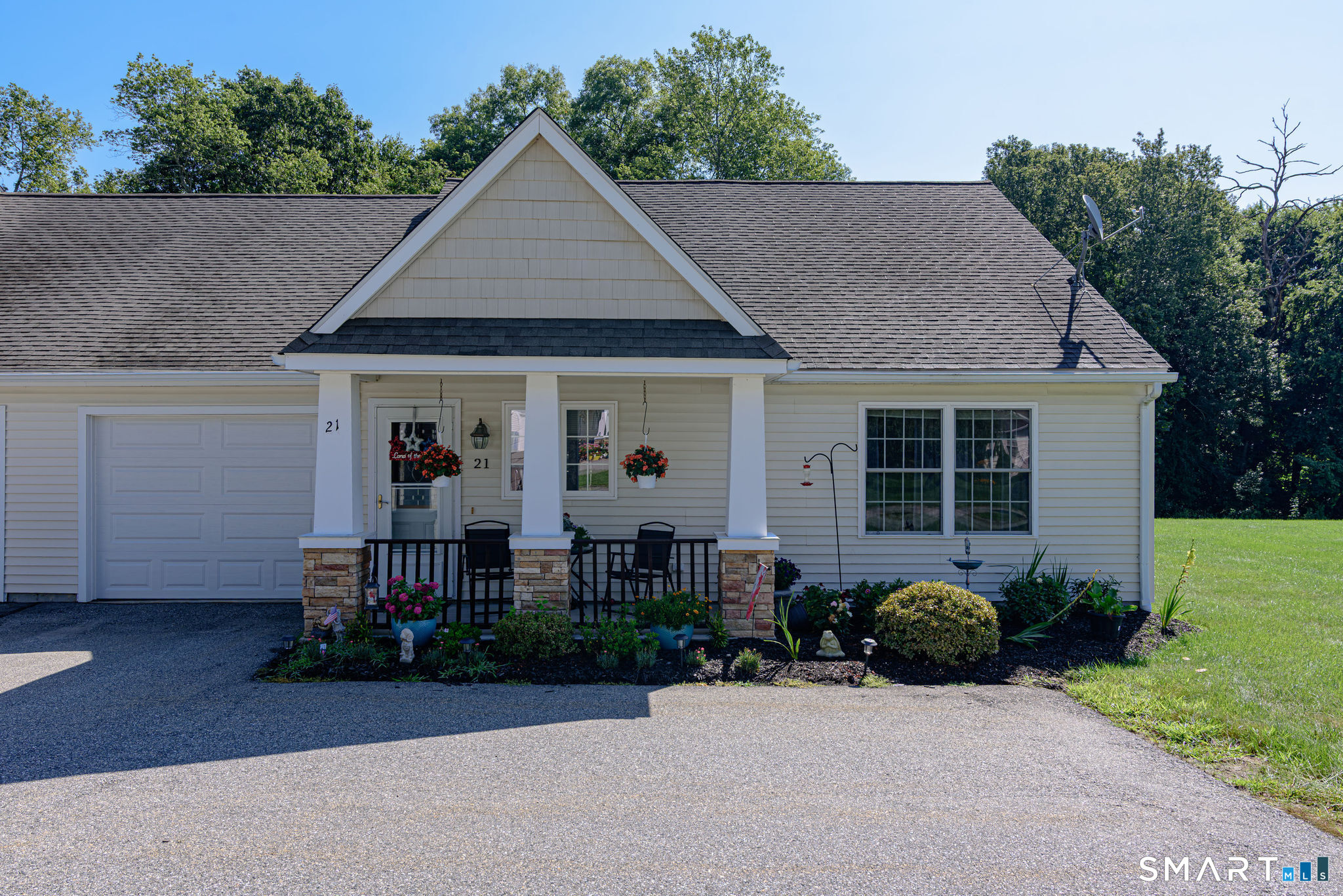21 River Walk Drive Brooklyn CT 06234