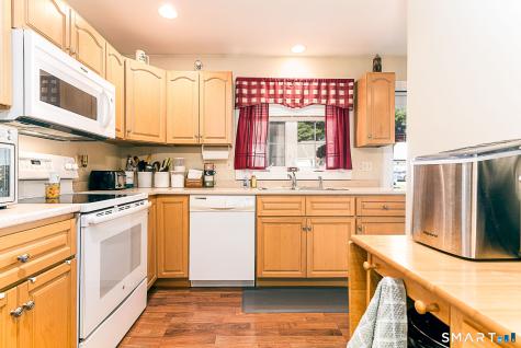 21 River Walk Drive Brooklyn CT 06234