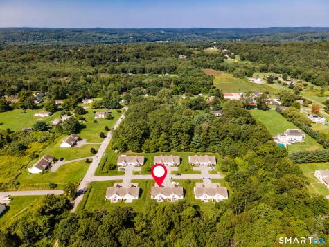 21 River Walk Drive Brooklyn CT 06234