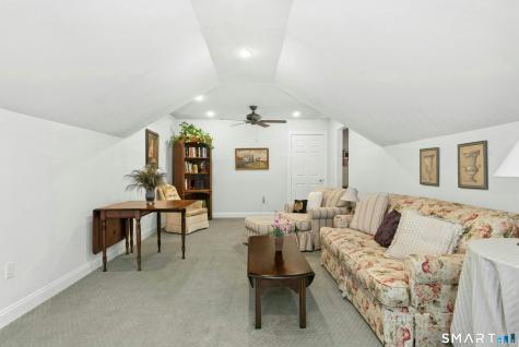 17 Watkins Drive Newtown CT 06482