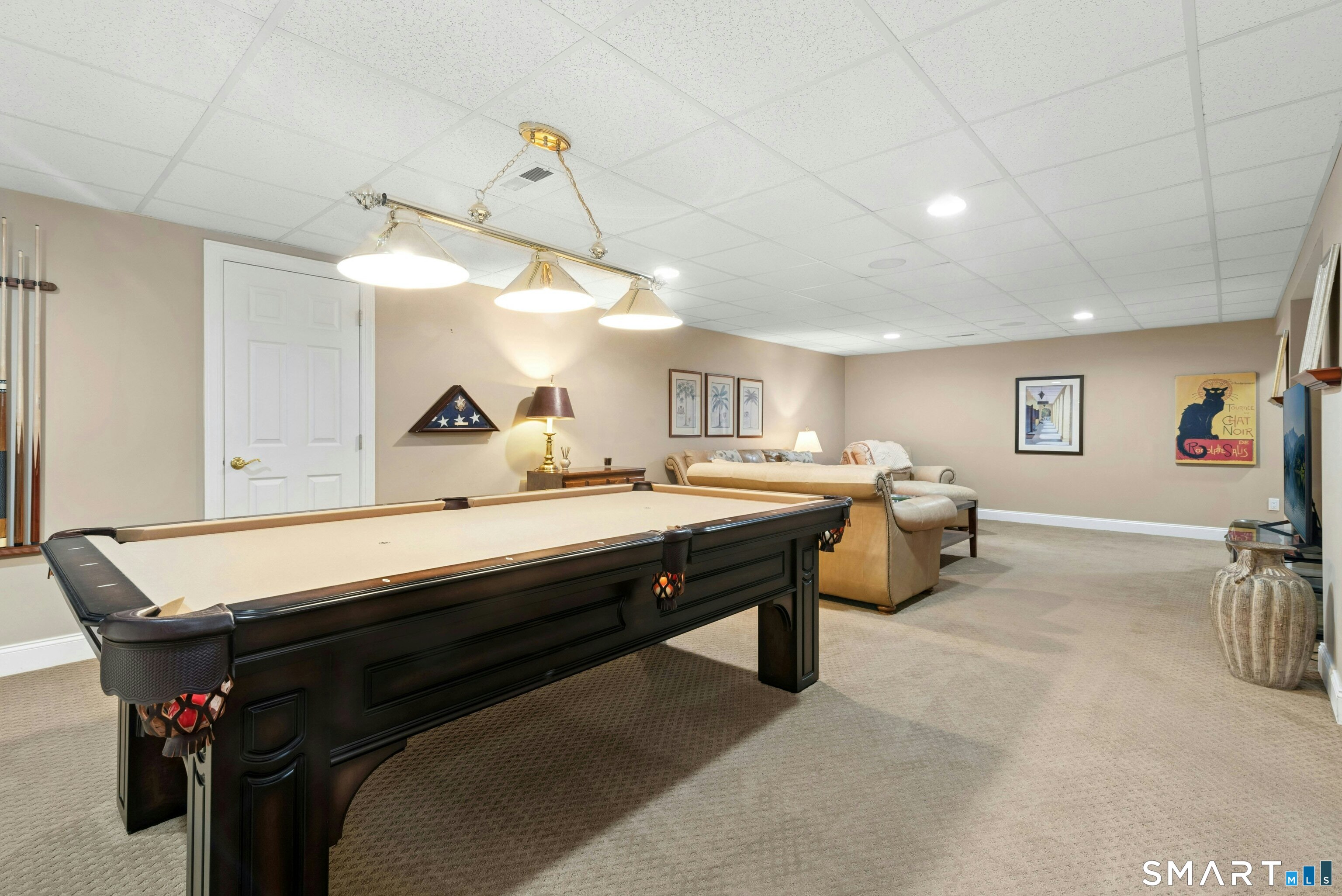17 Watkins Drive Newtown CT 06482