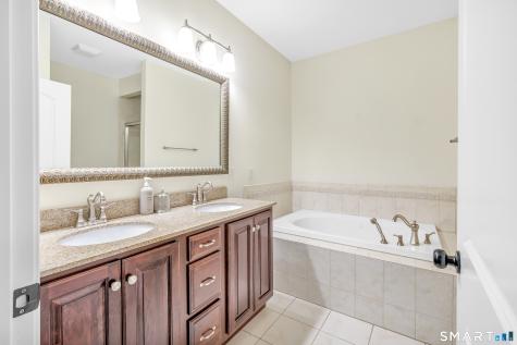 20 Penny Lane Bethel CT 06801