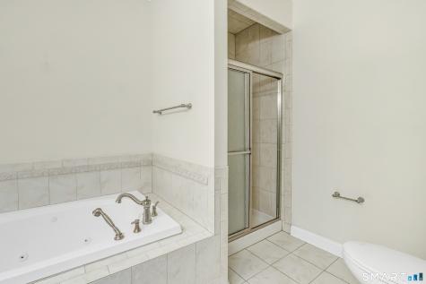 20 Penny Lane Bethel CT 06801