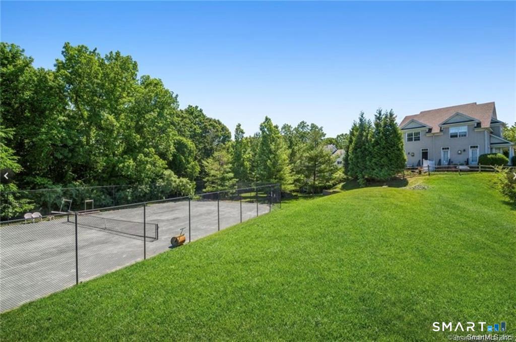 26 Maura Lane Danbury CT 06810