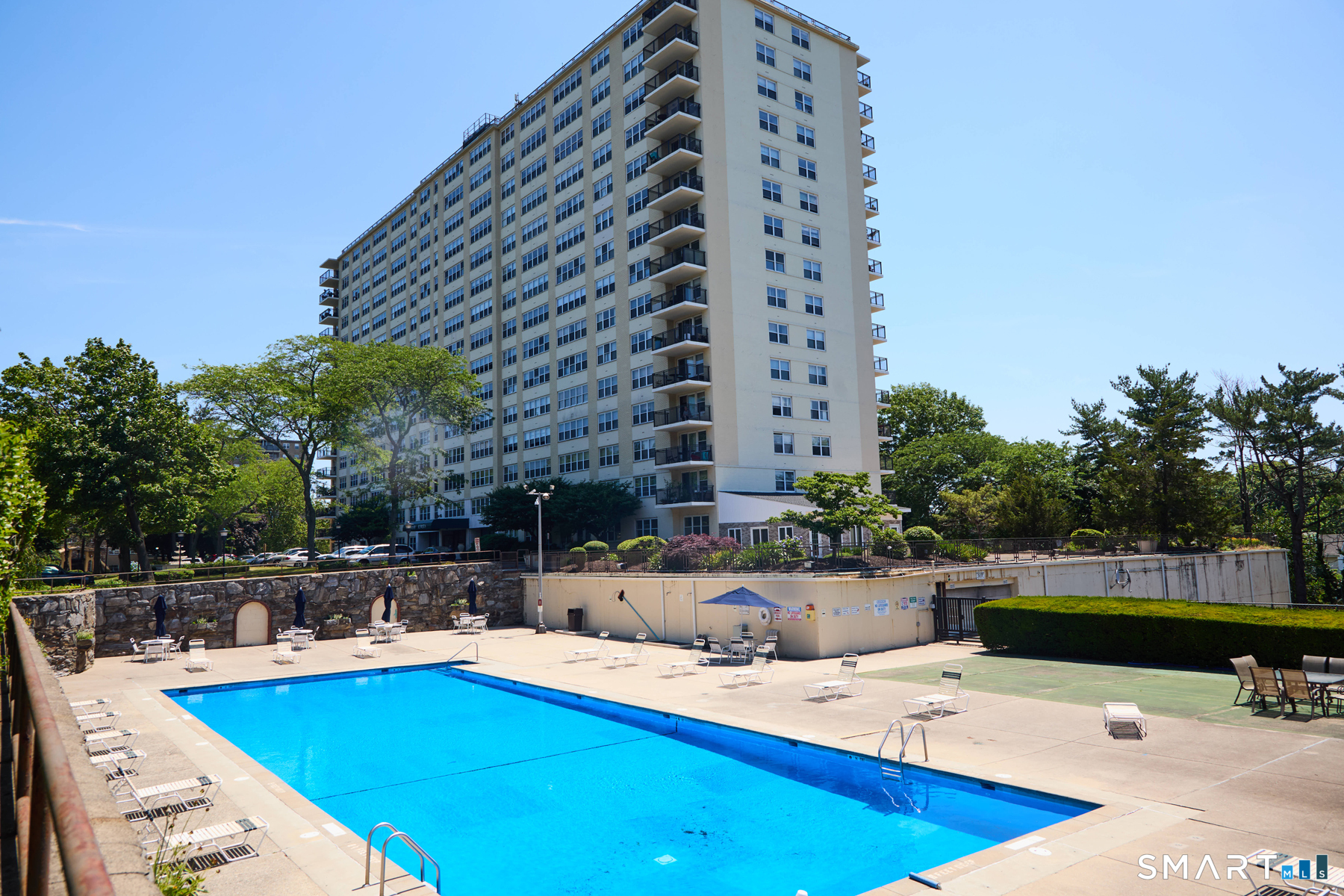 2625 Park Avenue Bridgeport CT 06604