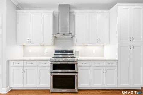14 Essex Glen Drive Essex CT 06426