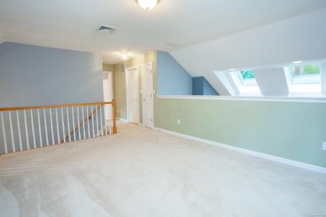 14 Brettonwood Drive Simsbury CT 06070