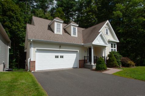 14 Brettonwood Drive Simsbury CT 06070