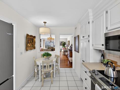 100 Dudley Avenue Old Saybrook CT 06475