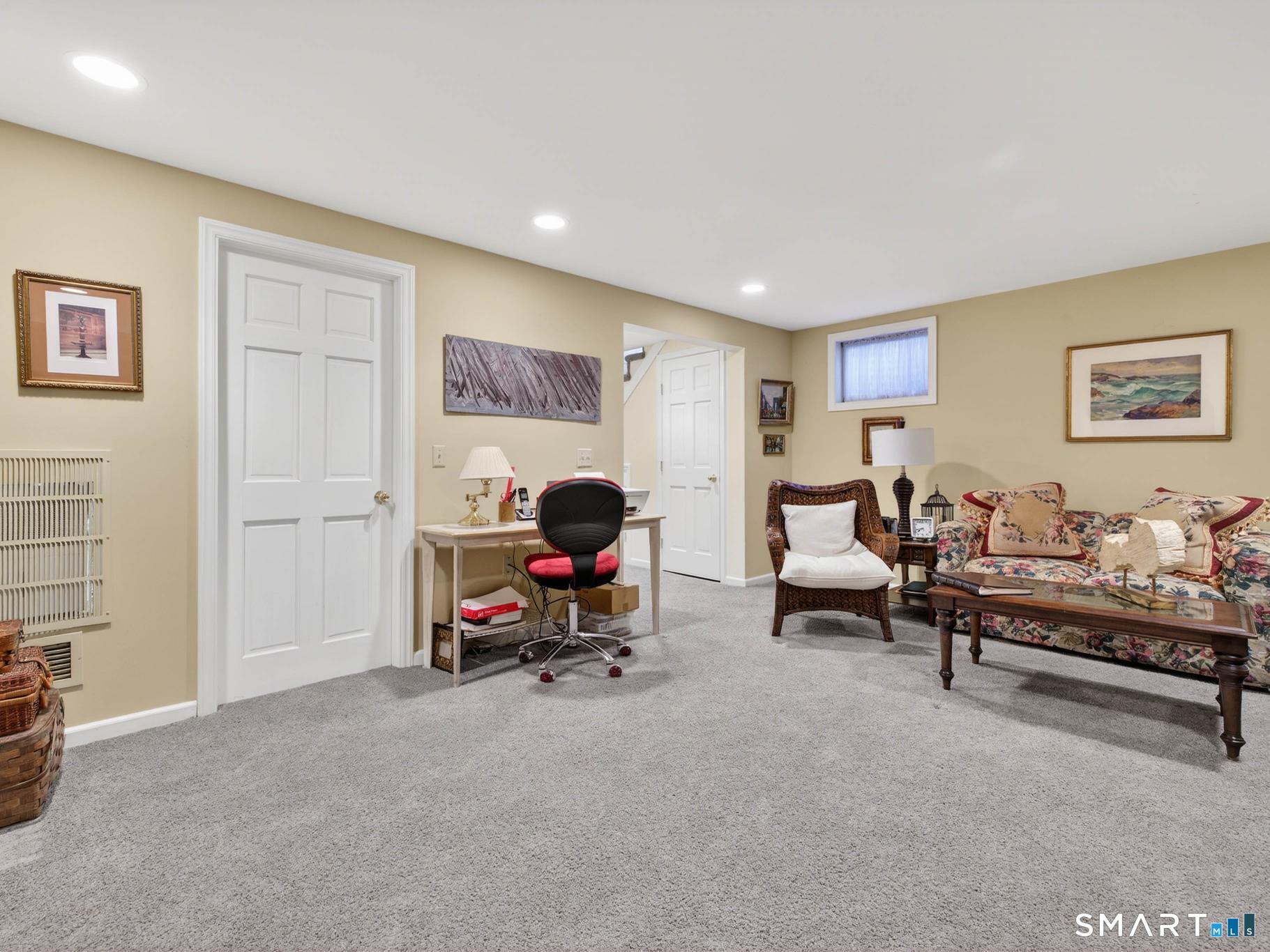 100 Dudley Avenue Old Saybrook CT 06475